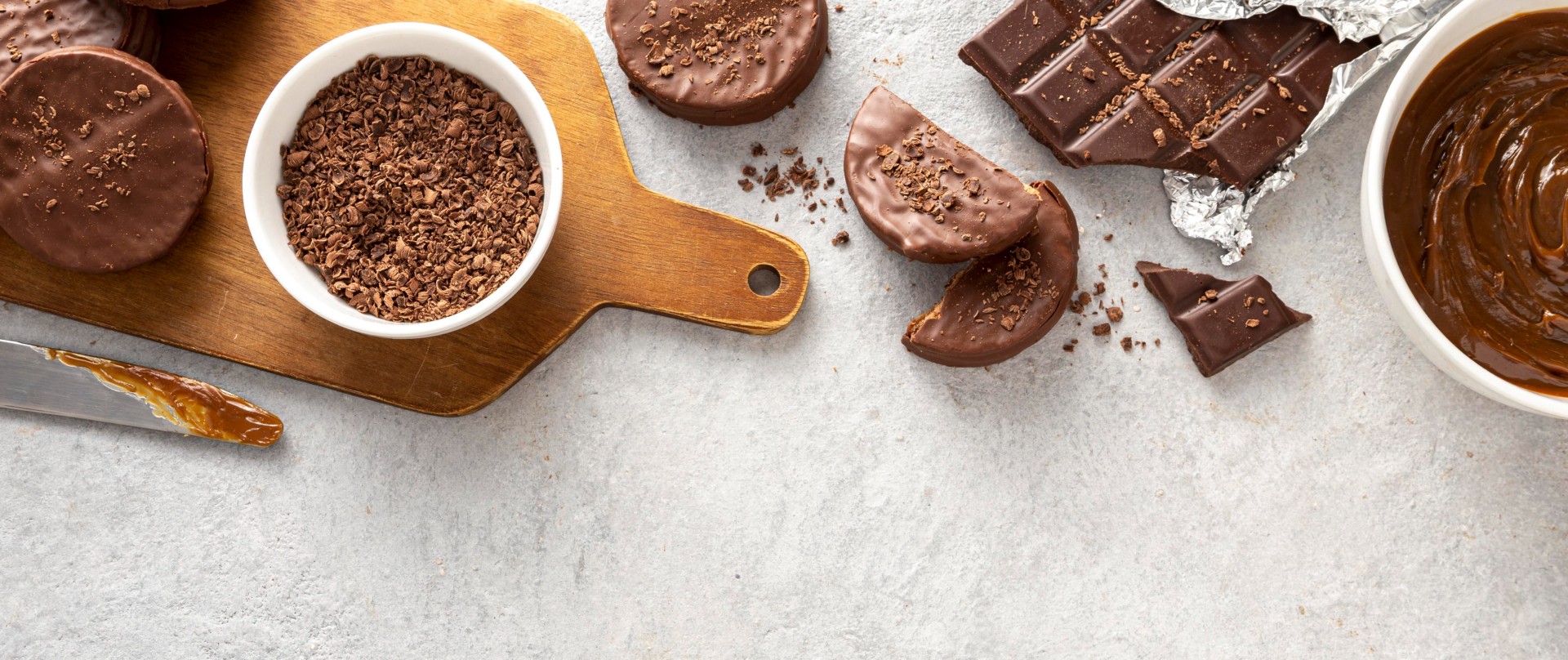 EL YAPIMI ÇİKOLATA & DRAJE